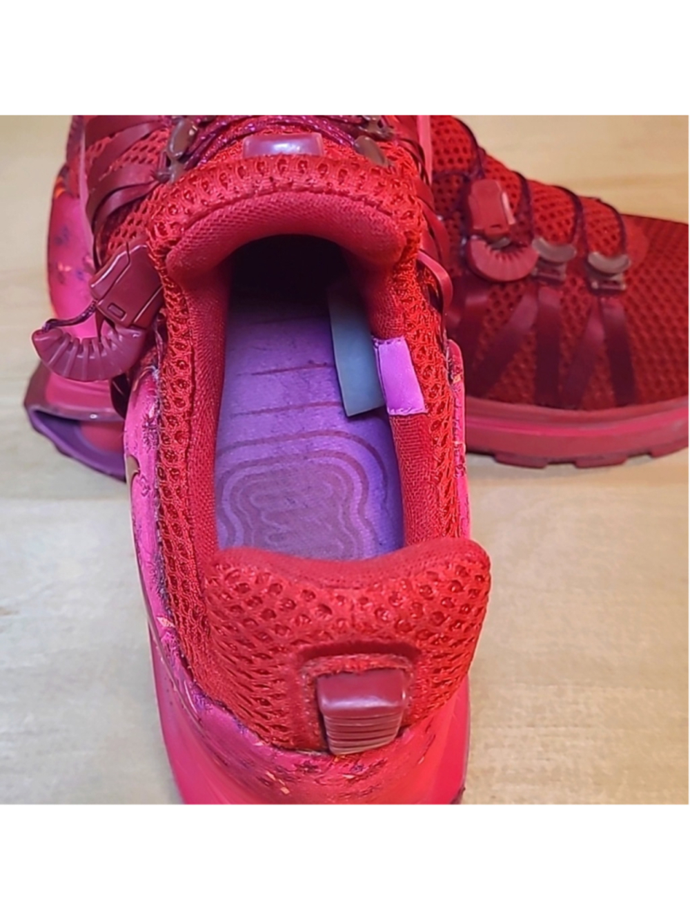 Nike Shox Gravity Red and Pink Floral Womens Size 8 Athletic Sneakers - Picture 11 of 11